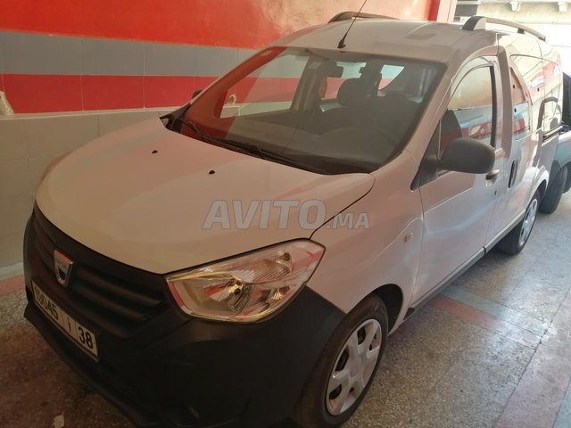 Voiture Dacia Dokker 2016 au Maroc Diesel - 6 chevaux
