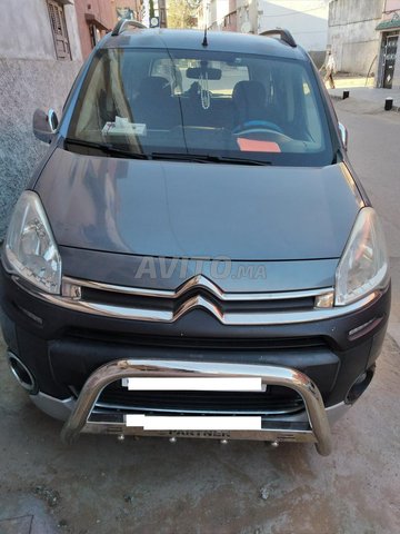 Voiture Citroen Berlingo 2012 au Maroc Diesel - 6 chevaux