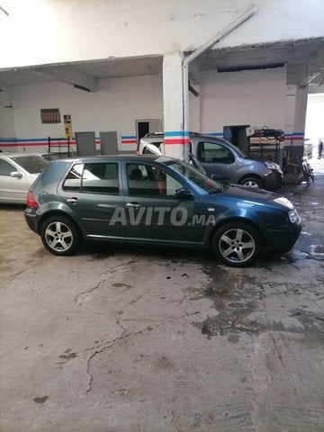 Voiture Volkswagen Golf 4 2003 au Maroc Diesel - 8 chevaux