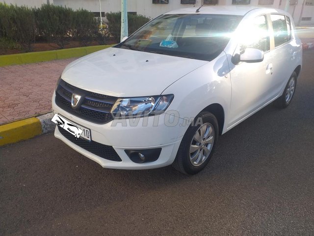 Voiture Dacia Sandero 2016 au Maroc Diesel - 6 chevaux