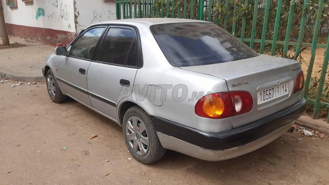 Voiture Toyota Corolla 1998 au Maroc Diesel - 8 chevaux