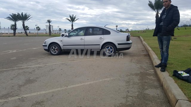 Voiture Volkswagen Passat 1998 au Maroc Diesel - 8 chevaux
