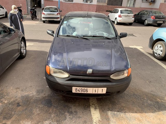 Voiture Fiat Siena 2002 au Maroc Diesel