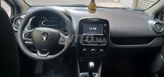 Voiture Renault Clio 2017 au Maroc Essence - 6 chevaux