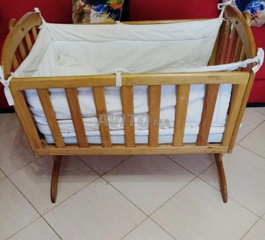 Lit Balancoire Bebe Equipements Pour Enfant Et Bebe A Casablanca Avito Ma