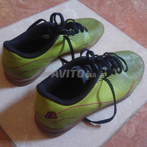 chaussure de mini foot