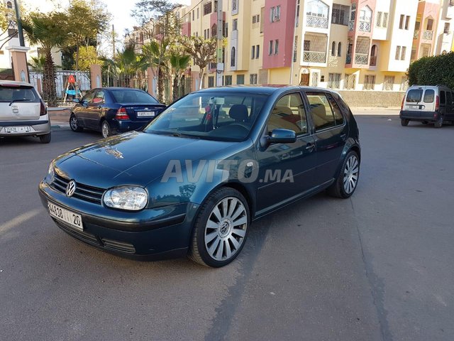 Voiture Volkswagen Golf 4 2002 au Maroc Diesel - 8 chevaux