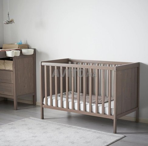 Lit Pour Bebe Ikea Equipements Pour Enfant Et Bebe A Casablanca Avito Ma