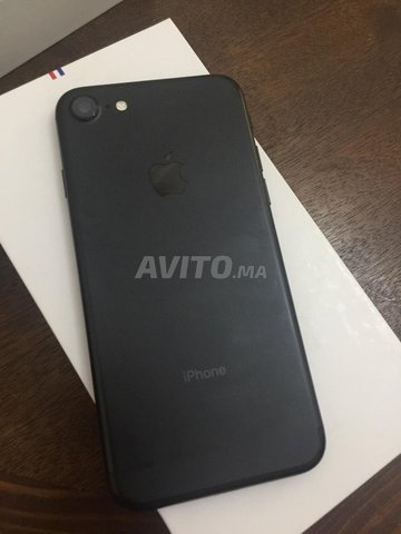 Iphone 7 Black (32Go) reconditionné et Accessoires - 3