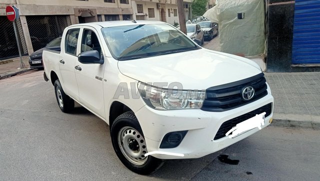 Toyota hilux avito