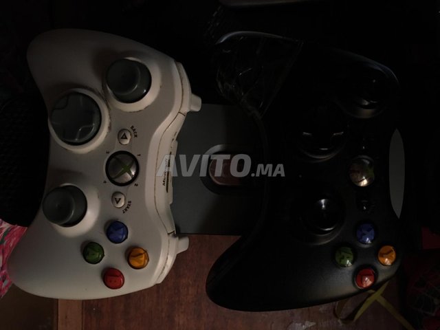 Xbox 360 avec 2 manette  - 3