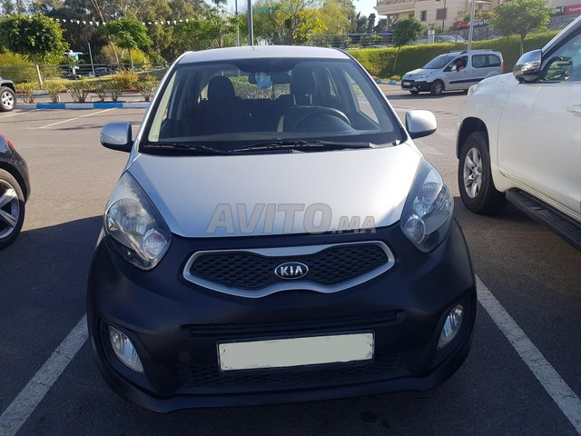 Kia picanto avito