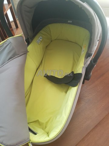 Landau Porte Bebe Lit Trans Portable Equipements Pour Enfant Et Bebe A Rabat Avito Ma