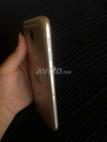 Samsung Galaxy J7 Pro 32G - 4