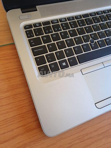 HP EliteBook 840 G3 Core i5-6300U I8Go I 256Go SSD - 6