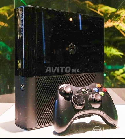 Xbox 360 avec 1 manet gta v - 1