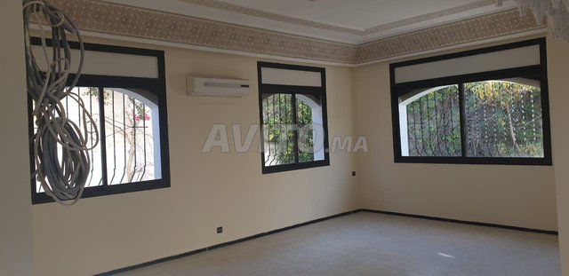 Villa de 400 m² à louer sur Hay Riad à Rabat  - 7