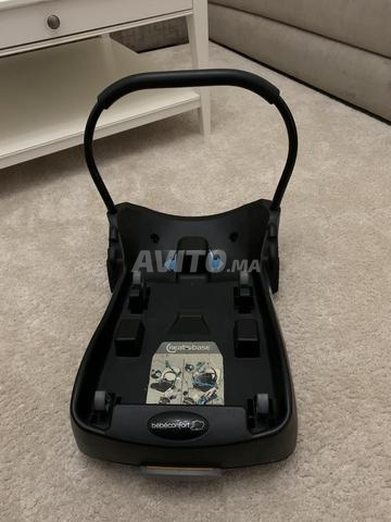 Siege Auto Creatis Fix Bebe Confort Avec Embase Equipements Pour Enfant Et Bebe A Tanger Avito Ma Misc