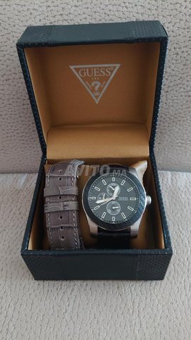 Avito montre online homme