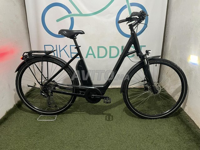 Velo electrique cube discount town hybrid sport 400