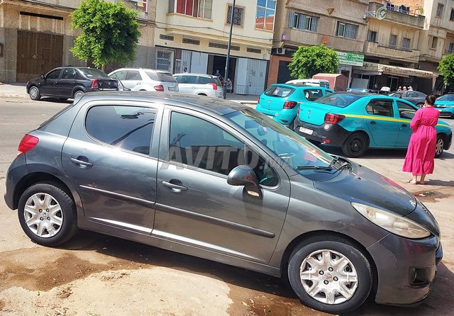 PEUGEOT 207 Cylindre 1397 Bleu Clair, Pièces et Accessoires pour véhicules  à Kénitra