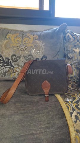 Sac a dos Louis Vuitton Cuir Homme, Sacs et Accessoires à Casablanca