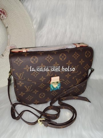 Louis vuitton sac a dos pas cher à vendre au Maroc : (2 Annonces)