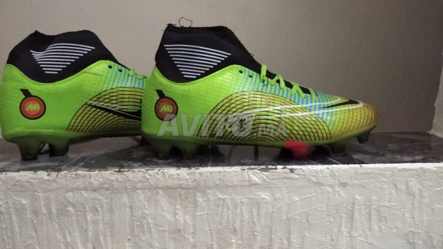 codas Cr7 pointure 38 Sports et Loisirs K nitra Avito.ma