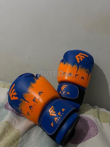 GANTS DE BOXE RINGHORNS by venum CHARGER ROUGE a bas prix Rabat Maroc