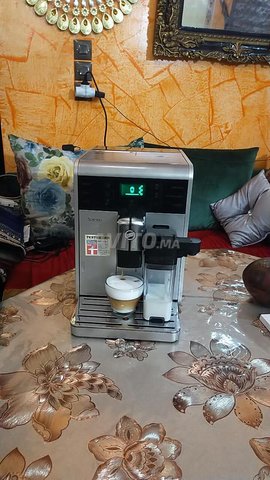 Machine cafe saeco a grain pas cher à vendre au Maroc : (2 Annonces)