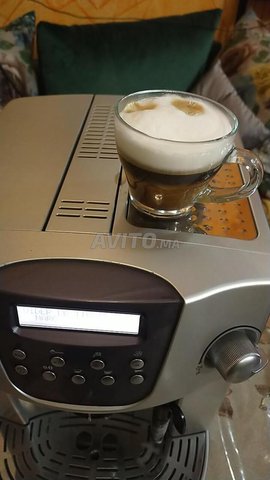 Delonghi magnifica Esam 4400 automatique Electrom nager et