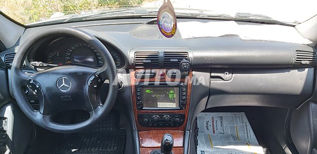 Voiture Mercedes benz Classe c 2003 à casablanca Diesel - 9 chevaux