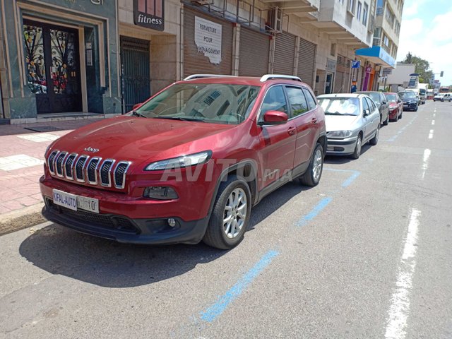 Voiture Jeep Cherokee 2016 à casablanca Diesel - 8 chevaux
