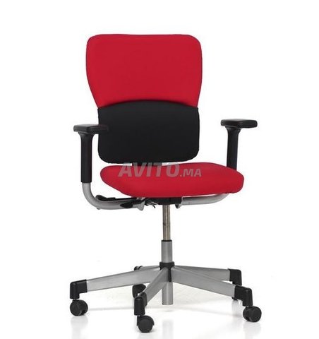 Fauteuil De Bureau Steelcase Let S B Rouge Pro Materiels Professionnels A El Jadida Avito Ma 40034010