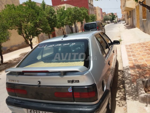 Voiture Renault R19 1995 à oujda Essence - 8 chevaux