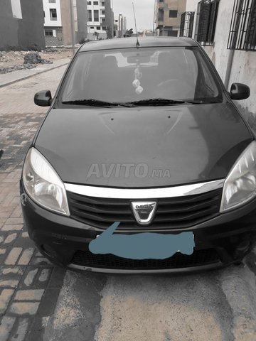 Voiture Dacia Sandero 2011 à sidi-rahal-chatai Diesel - 6 chevaux