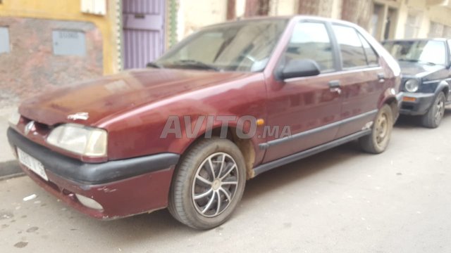 Voiture Renault R19 1994 à berrechid Diesel - 7 chevaux
