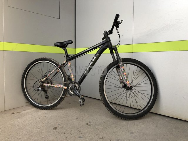 trek 3 series 3700