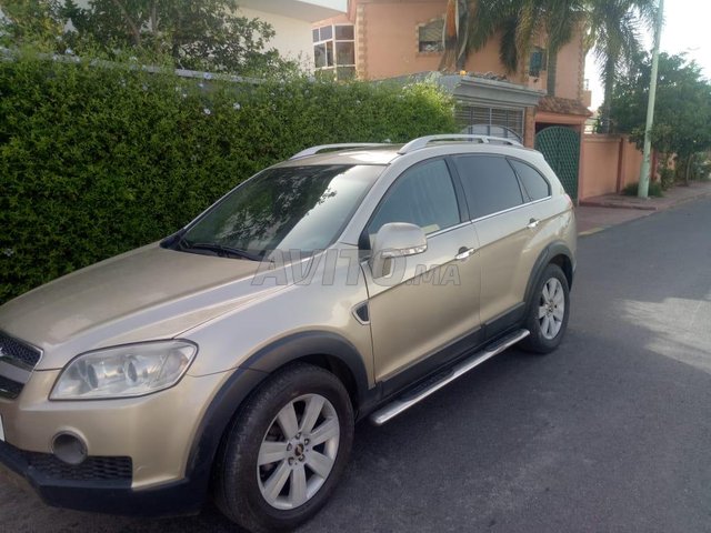Voiture Chevrolet Captiva 2010 à temara Essence - 8 chevaux