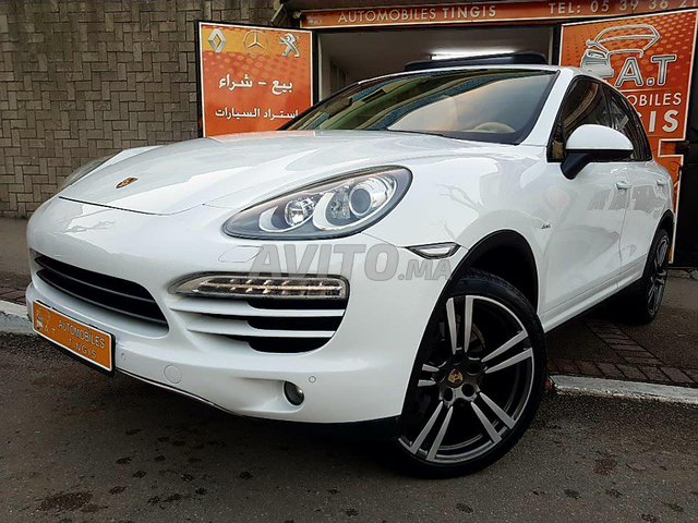 Voiture Porsche Cayenne 2013 à tanger Diesel - 12 chevaux