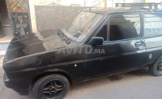 Voiture Ford Fiesta 1982 à casablanca Essence - 6 chevaux