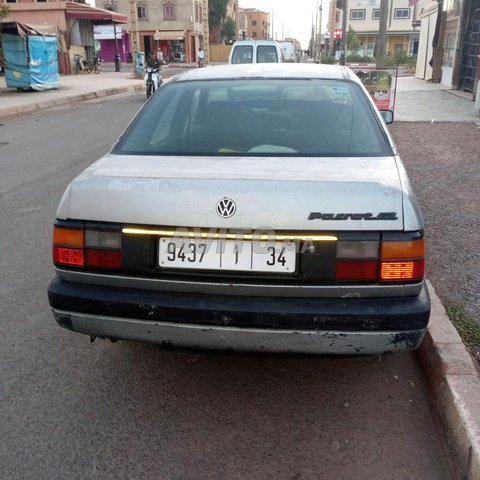 Voiture Volkswagen Passat 1988 à laattaouia-ech-chaybia Diesel - 6 chevaux