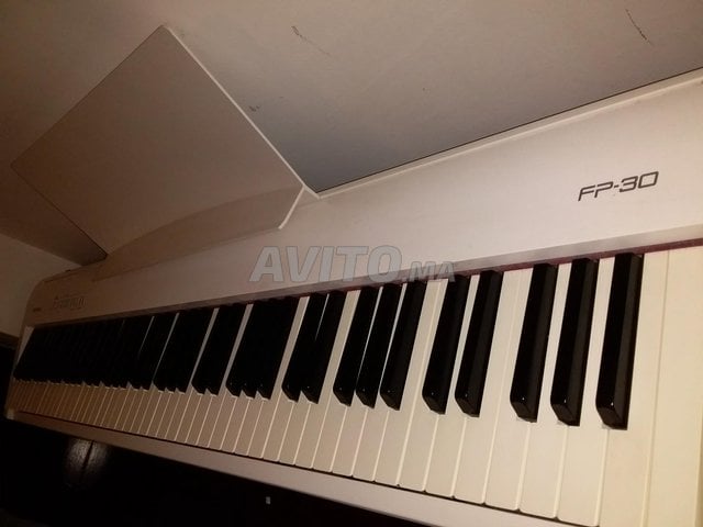 Roland Fp 30 Wh Instruments De Musique A Casablanca Avito Ma