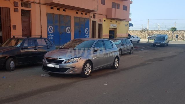 Voiture Peugeot 308 2015 à safi Diesel - 6 chevaux
