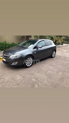 Voiture Opel Astra 2011 à casablanca Diesel