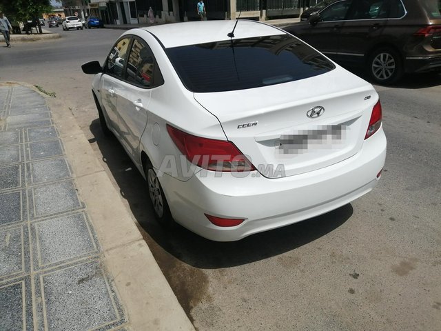 Voiture Hyundai Accent 2016 à kénitra Diesel - 6 chevaux
