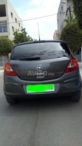 Voiture Opel Corsa 2011 à el-jadida Diesel - 5 chevaux