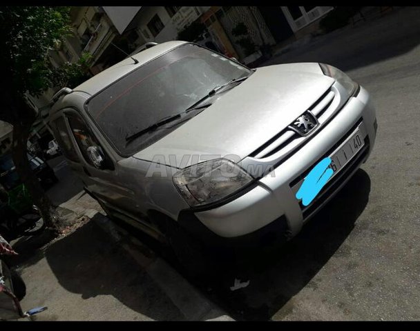 Voiture Peugeot Partner 2007 à tanger Diesel - 7 chevaux