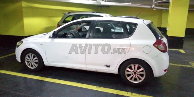 Voiture Kia Ceed 2010 à casablanca Diesel - 6 chevaux