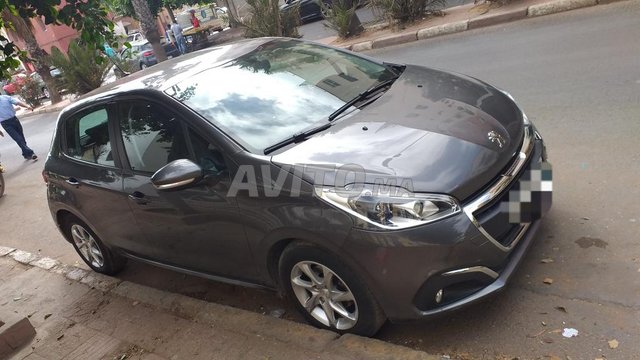 Voiture Peugeot 208 2019 à casablanca Diesel - 6 chevaux